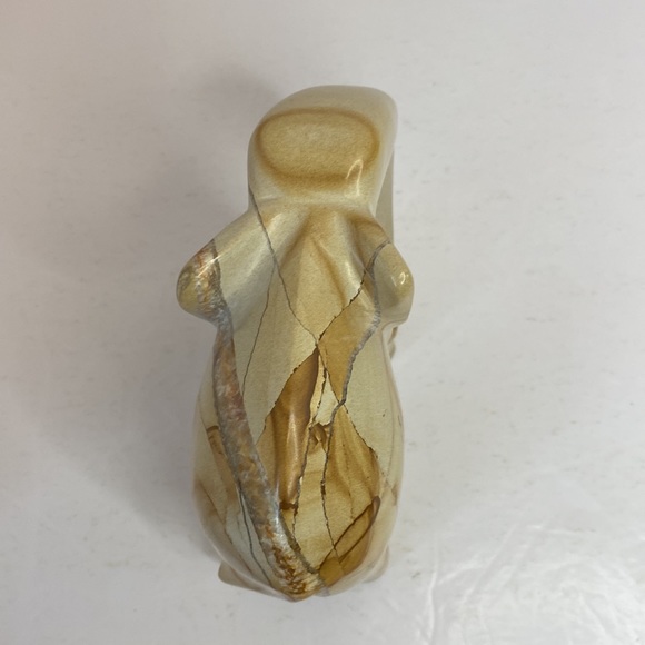 Marble Elephant Statue 5 1/2” Tall Cream Brown - Picture 11 of 12